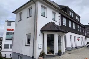 Abel-Sander Friseur / Per&uuml;cken