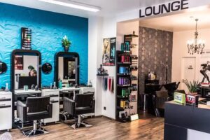 Abschnitt24 Cut&Coffee Lounge