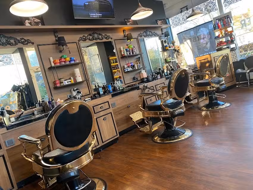 Alex Barbershop Hussein