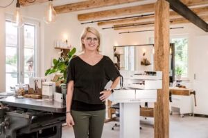 Alexandra Dehn HAIR I BEAUTY I RELAX