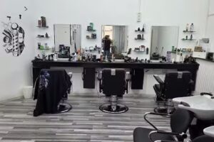 Ali&lsquo;s Barbershop