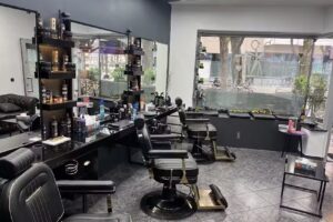 All in Cut Friseur M&uuml;nchen