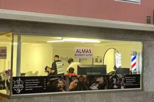 Almas barbershop