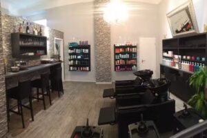 Ami&rsquo;s Hair & Beauty Lounge