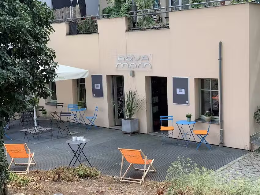 AQUAMARIN Caf&eacute; & Friseursalon