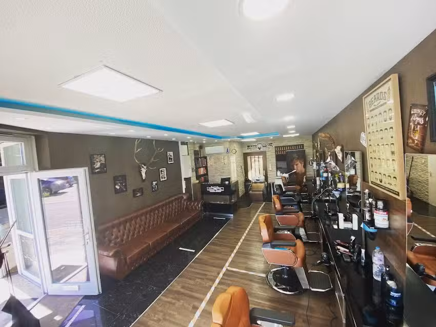 Arians Barbers Damen & Herren