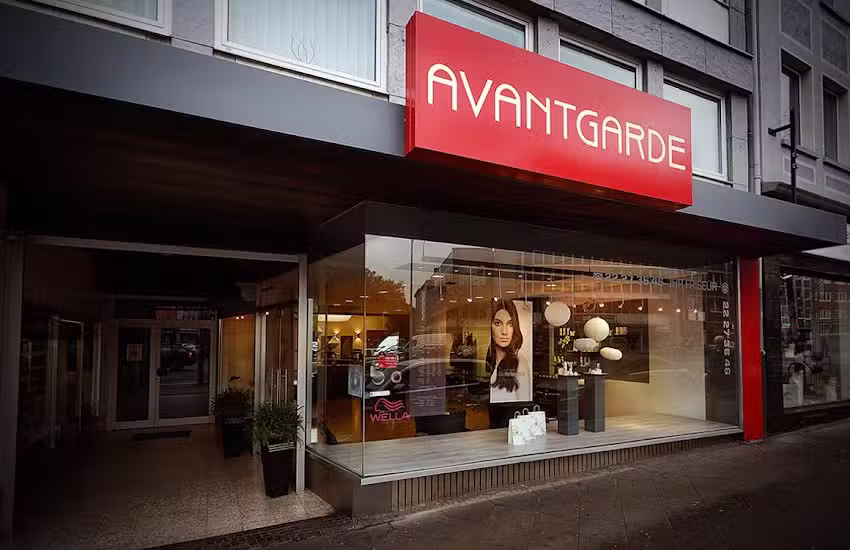 Avantgarde &middot; Der Friseur