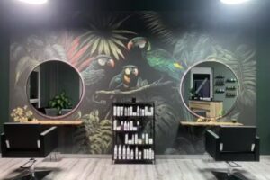 Backstage &ndash; Hair & Flair