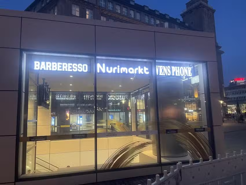 Barberesso Barber & Caf&eacute;