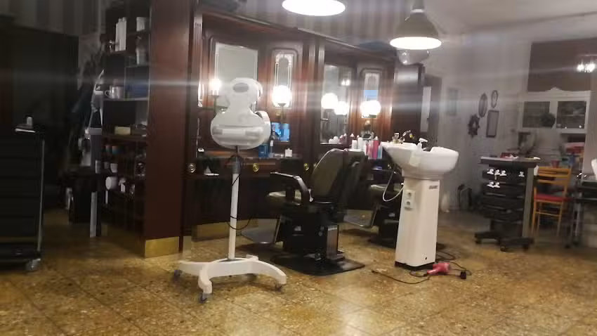 Barbier by Christopher Pricken