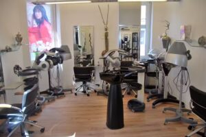 Bauer GmbH Friseur-Salon