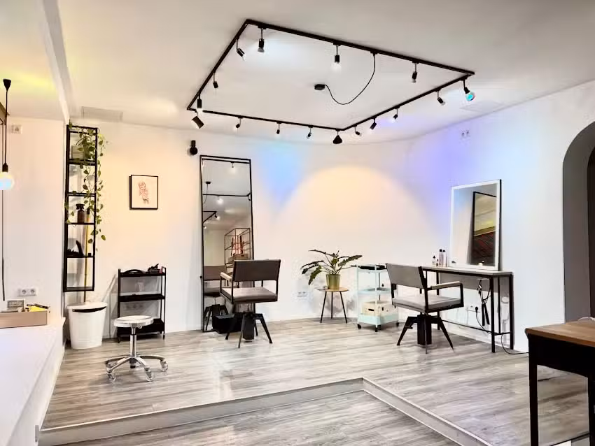 BEAUTYLICIOUS Hair & Skin by Sally