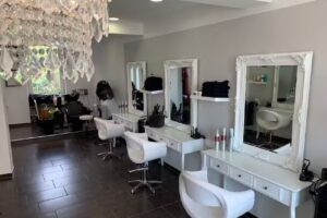 Bella Stella Haar u. Kosmetik Atelier Angela Seefeldt u. Katja Krull