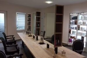 Biek – Die Friseure