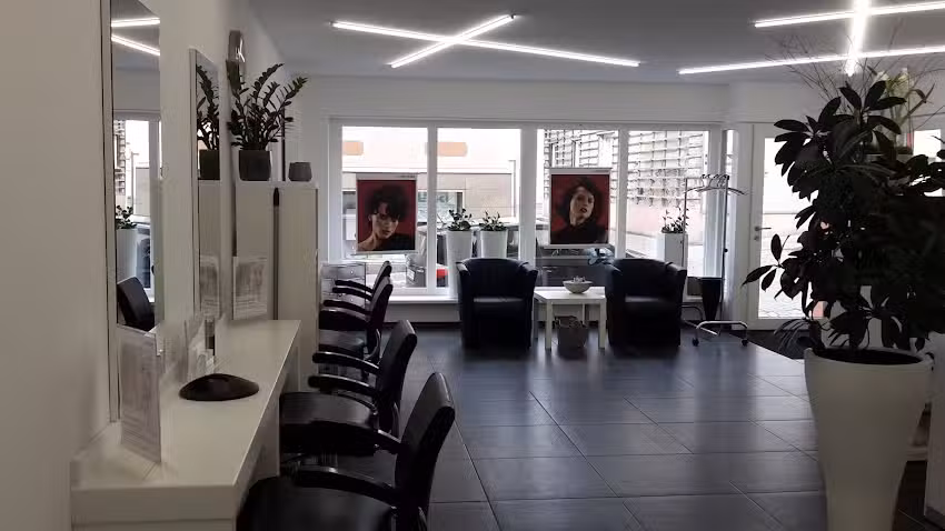 Birgit Kn&ouml;rr Friseur Make-up