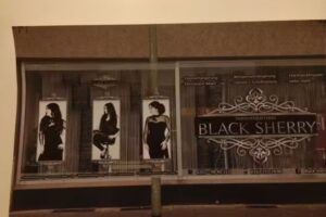 Black Sherry &ndash; Friseursalon