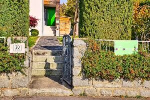 Blodig Sonja Lockstube