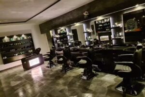 Burak&rsquo;s Barber& Beauty