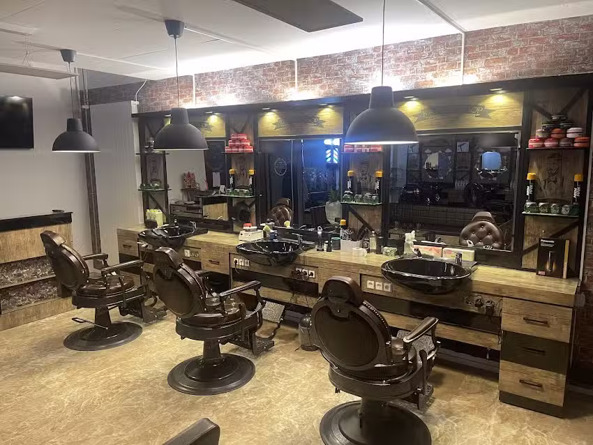 By Taygun &ndash; Friseursalon