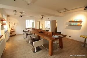 Cam&auml;juleon &ndash; Der! Friseur