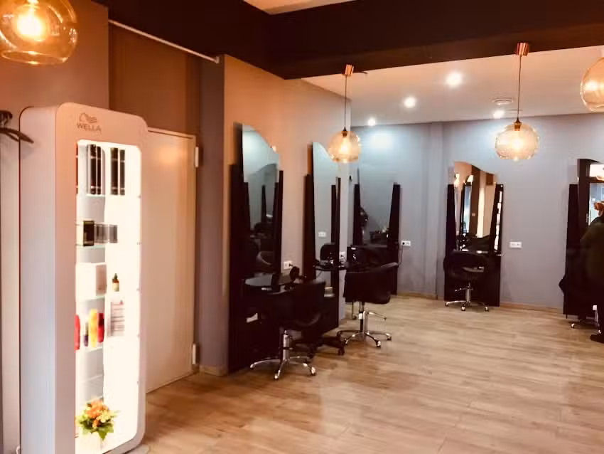 Charlie&rsquo;s Haarstudio