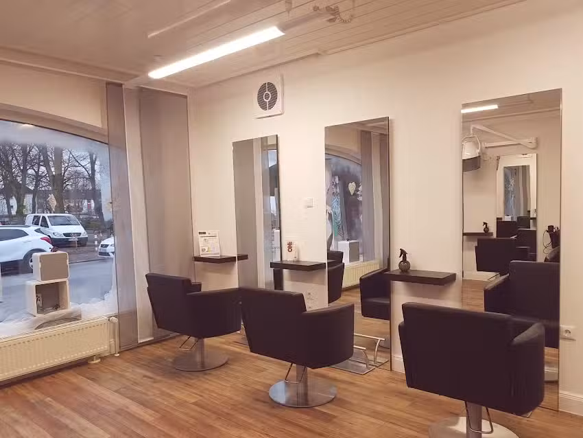 Charmant & Chic &ndash; Ihr Friseursalon