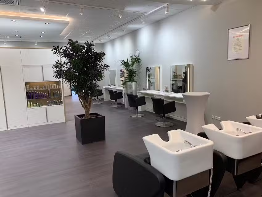 Christian Enck Friseur Kosmetik Sch&ouml;nheit