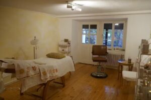 Christine Jaksch – Dr. Hauschka Kosmetikerin & Naturfriseurin