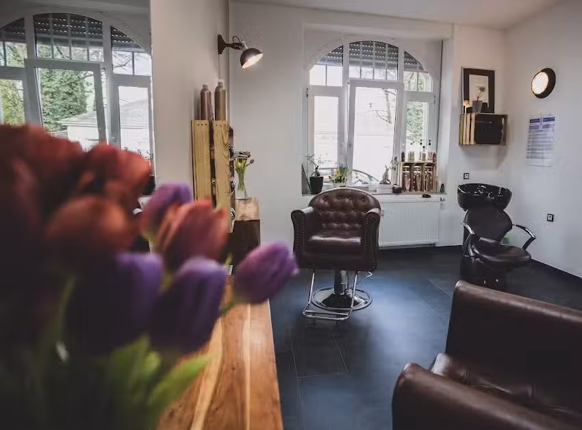 Cinnirella Friseur &ndash; Solingen