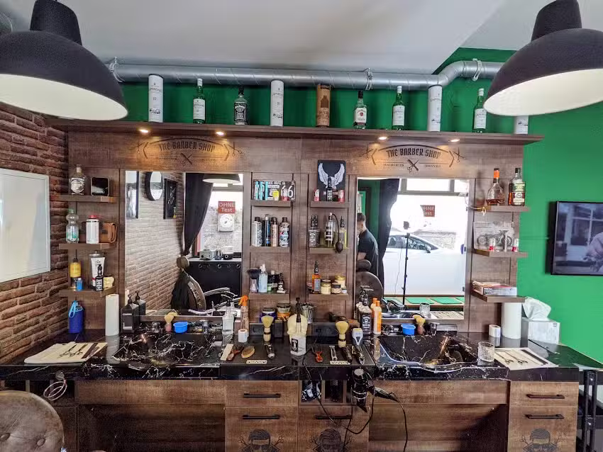 CLASSIC BARBER