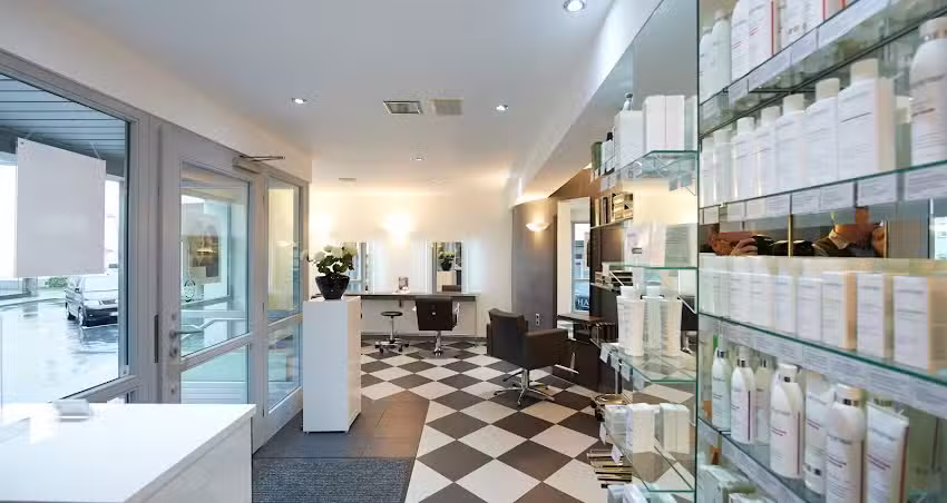 Claudia Amschler | Haare & Sch&ouml;nheit