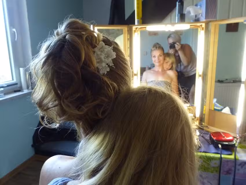 Claudia Kinne &ndash; Maskenbildnerin & Friseurmeisterin