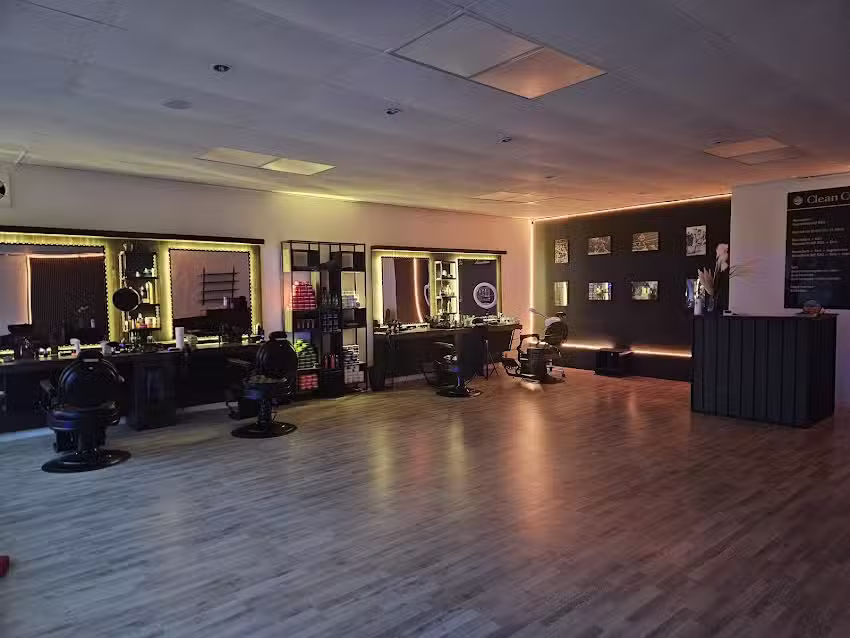 Clean Cut Friseur & Barber