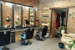 Coiffeur Goldene Schere