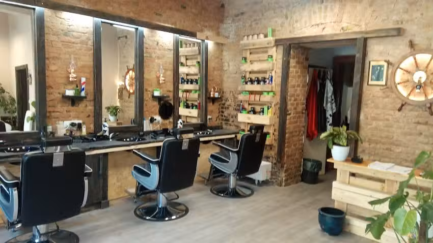 Coiffeur Goldene Schere