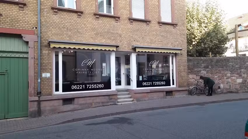 Corinna M&uuml;cke Hairstylist