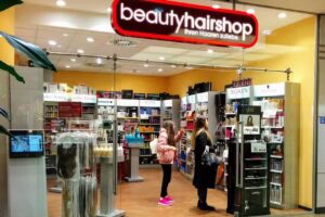 Cosmo Friseurzubehör Gesundbrunnen Center Berlin