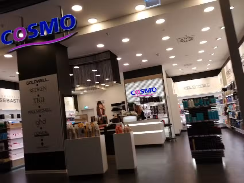 Cosmo Friseurzubeh&ouml;r und Friseurdienstleistungen Alexa am Alexanderplatz Berlin