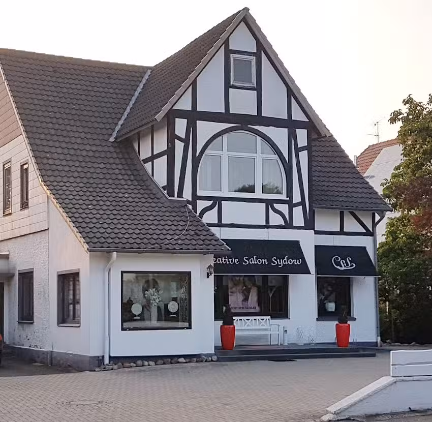 Creative Salon Sydow