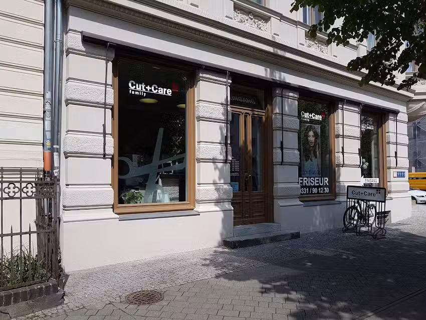 Cut & Care Family &ndash; Salon &bdquo;Haarkosmetik&ldquo;