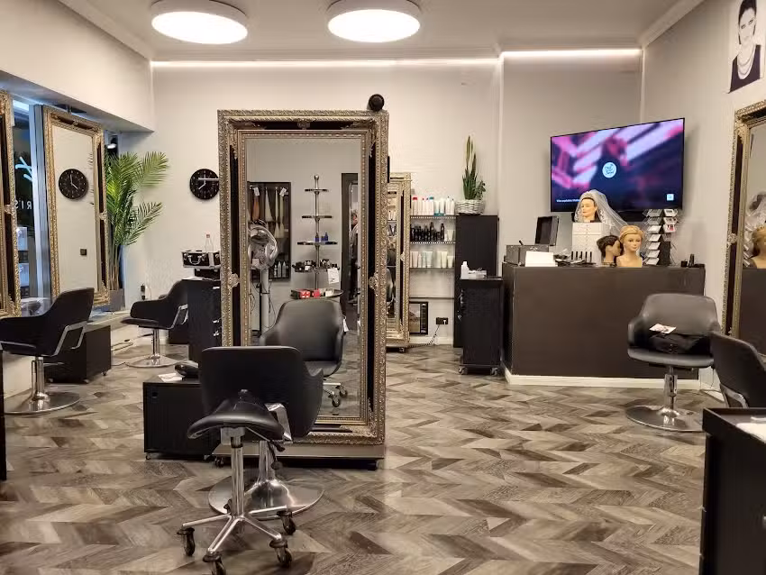 cut & care Friseursalon GmbH