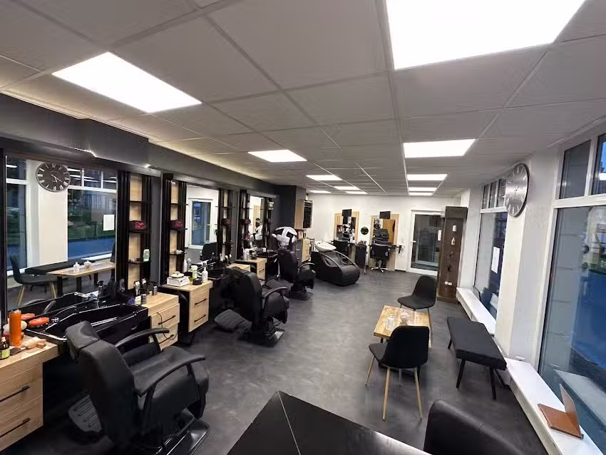 Cut & Change (Barbershop)