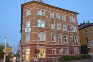 CUT & CURL Frisurenmode