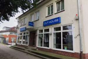 CUT HOUSE
