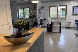 Cut & Style by Corinna