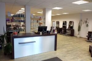 CUT & STYLE D&uuml;ren, Ihr Friseur und Farbexperte