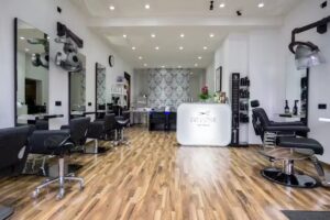 Cut & Style Eller Friseure