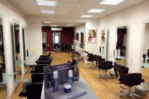 CUT & STYLE Zülpich, Ihr Friseur und Farbexperte