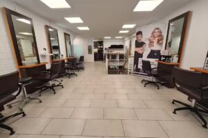 Cutting Crew Cut &rsquo;n&lsquo; Color Saarburg