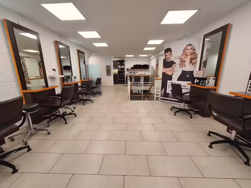 Cutting Crew Cut &rsquo;n&lsquo; Color Saarburg